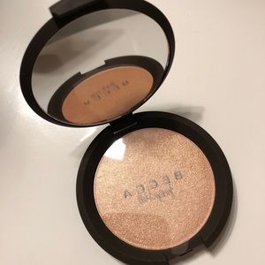 Becca Champagne Pop Powder Highlighter NEW